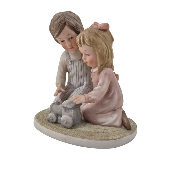 Enesco Figurine Treasured Memories Floors Are Best For Playing Porcelain Vintage - Picture 2 of 10